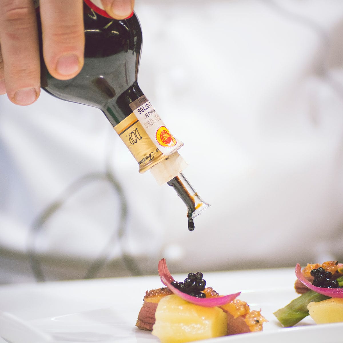 balsamic-vinegar-of-modena-dop-jpg