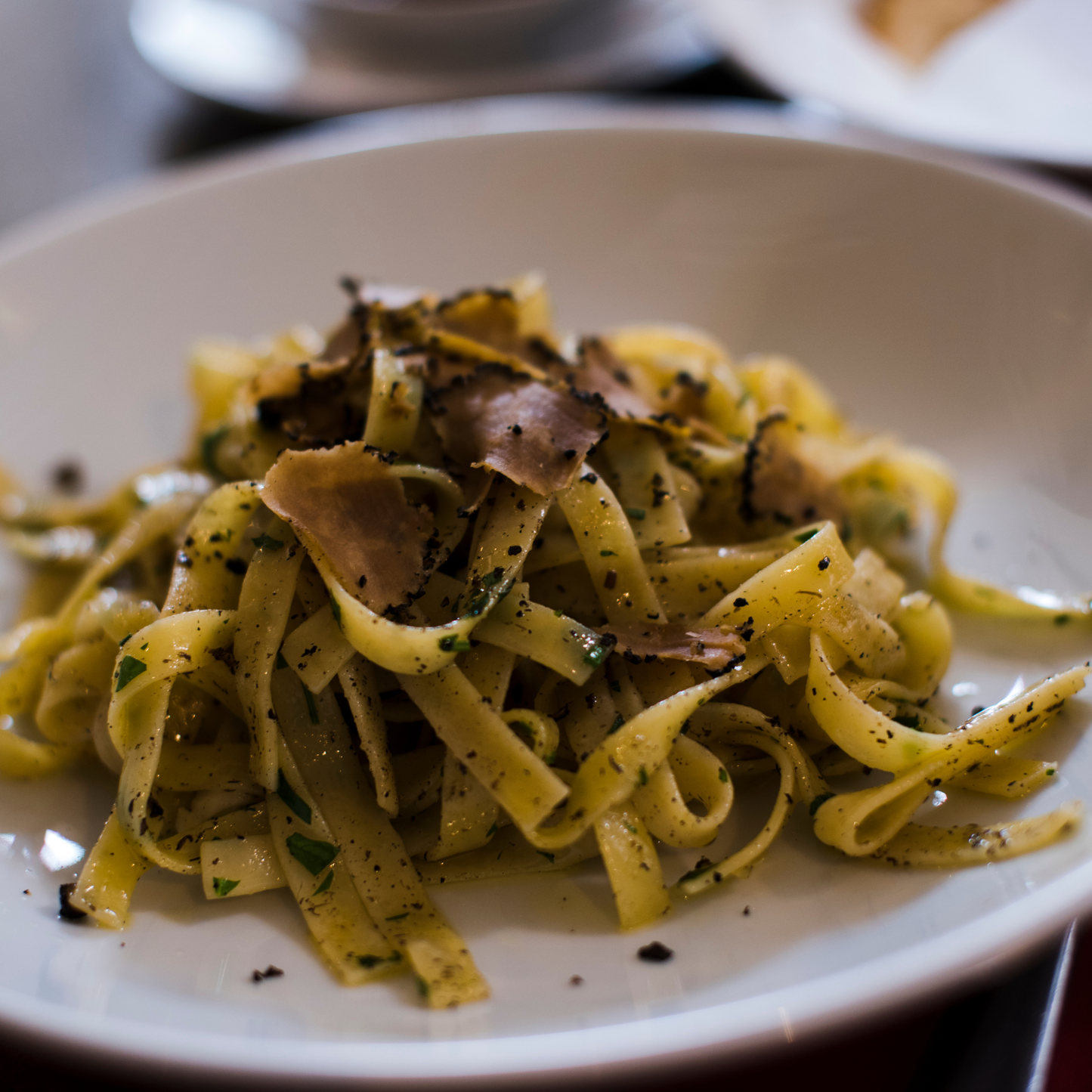 Tranches de truffes à l'huile d'olive extra vierge